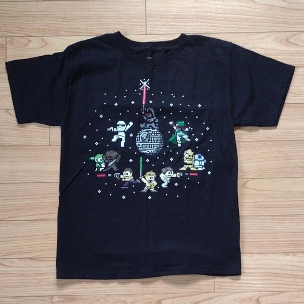 Star Wars Black Short Sleeve Shirt 8 Bit Christmas Graphic Size Medium